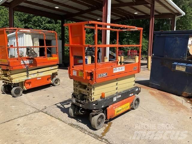 JLG 1932R Scissor Lifts