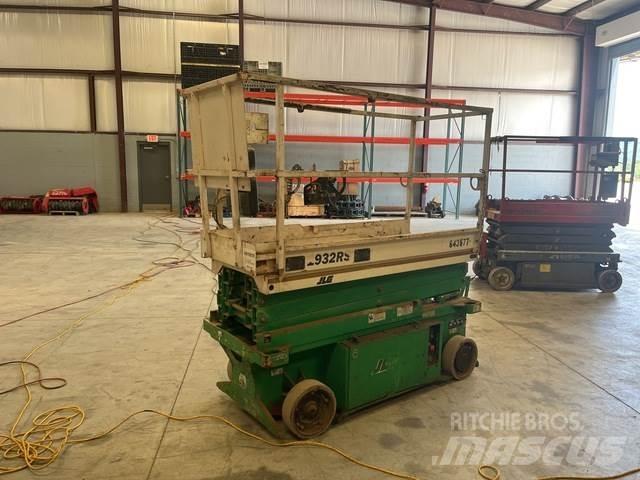 JLG 1932RS Scissor Lifts