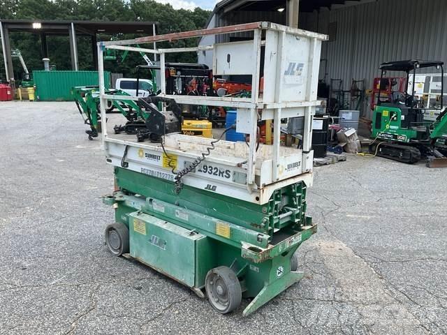 JLG 1932RS Scissor Lifts