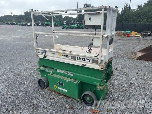 JLG 1932RS Scissor Lifts