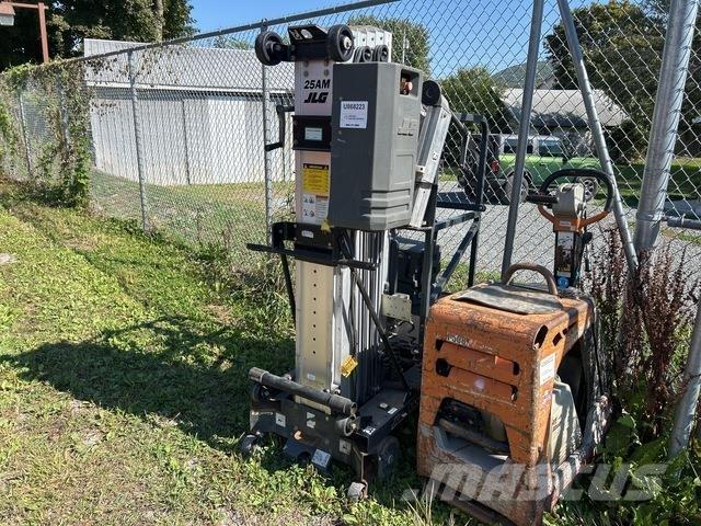 JLG 25AM Vertical mast lifts