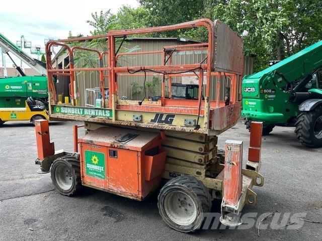 JLG 260 MRT Scissor lifts