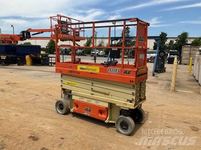 JLG 2632ES Scissor Lifts