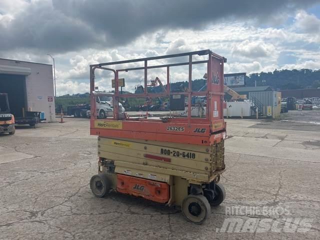JLG 2632ES Scissor Lifts