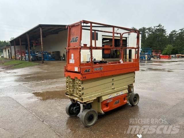 JLG 2632ES Scissor Lifts