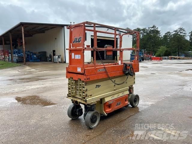 JLG 2632ES Scissor Lifts