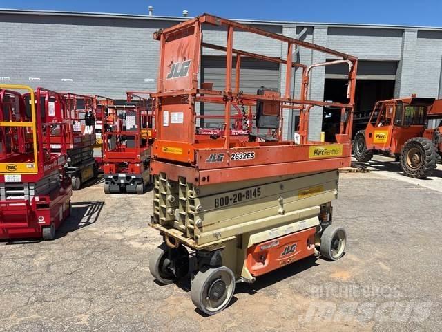 JLG 2632ES Scissor Lifts