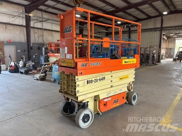 JLG 2632ES Scissor Lifts