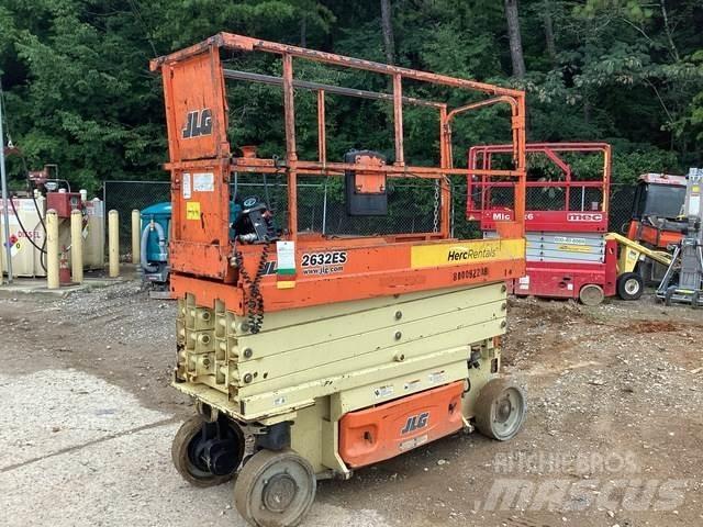 JLG 2632ES Scissor Lifts