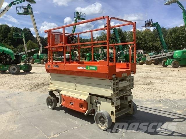 JLG 2646ES Scissor Lifts