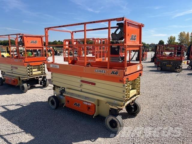 JLG 3246ES Scissor Lifts