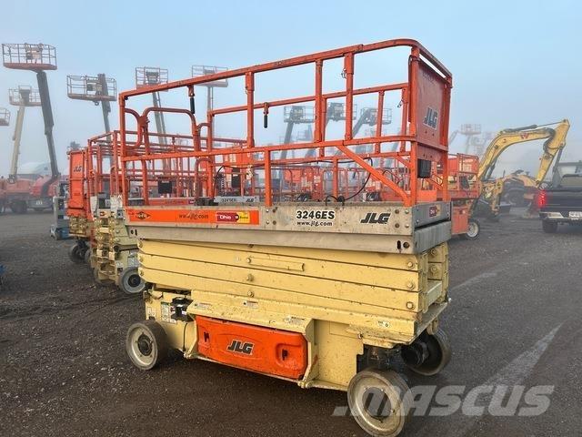 JLG 3246ES Scissor Lifts