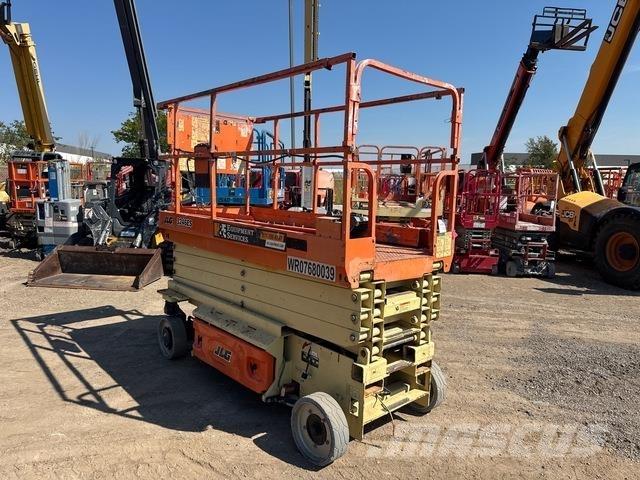JLG 3246ES Scissor Lifts
