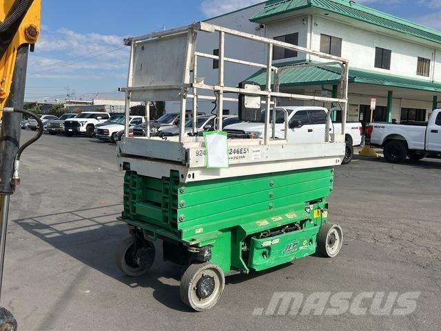 JLG 3246ES Scissor Lifts