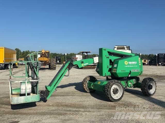 JLG 340AJ Articulated boom lifts