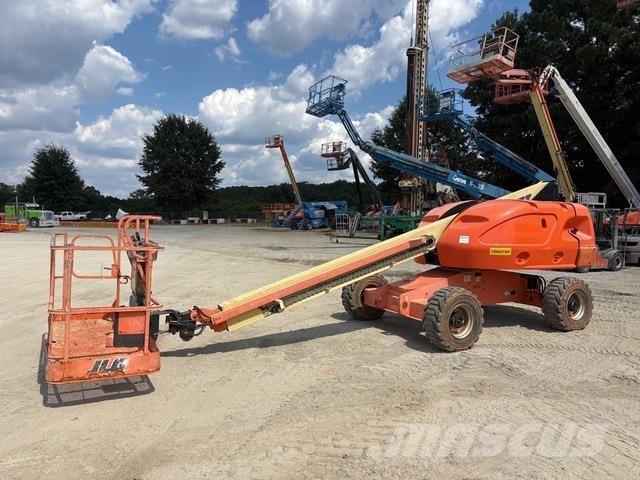 JLG 400S Telescopic boom lifts