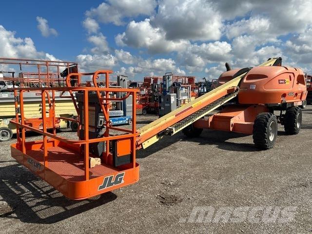 JLG 400S Telescopic boom lifts