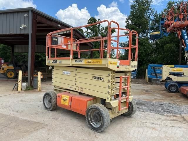JLG 4069LE Scissor Lifts