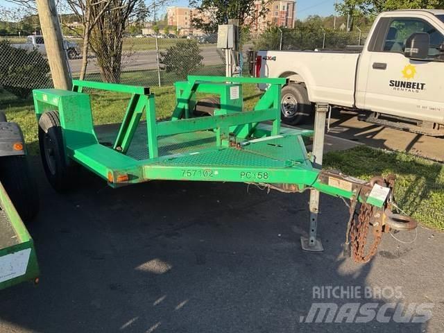 JLG 449 Lowboy trailer
