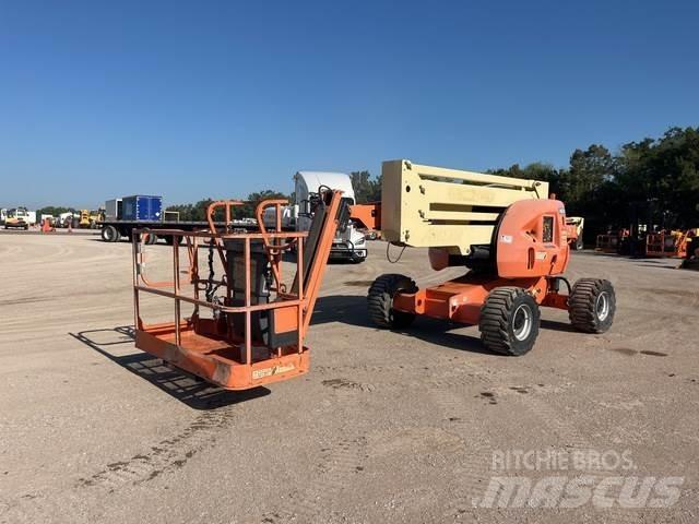 JLG 450AJ Articulated boom lifts