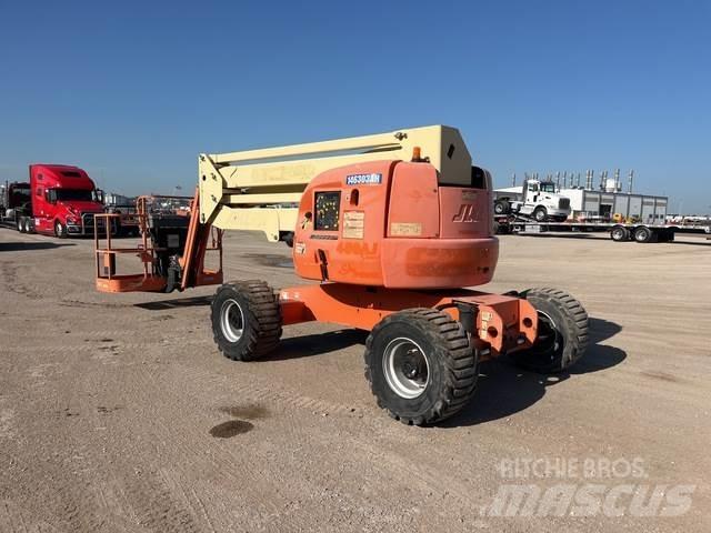 JLG 450AJ Articulated boom lifts