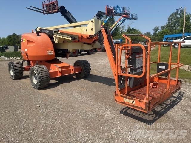 JLG 450AJ Articulated boom lifts