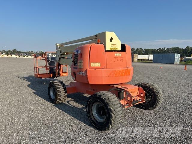 JLG 450AJ Articulated boom lifts
