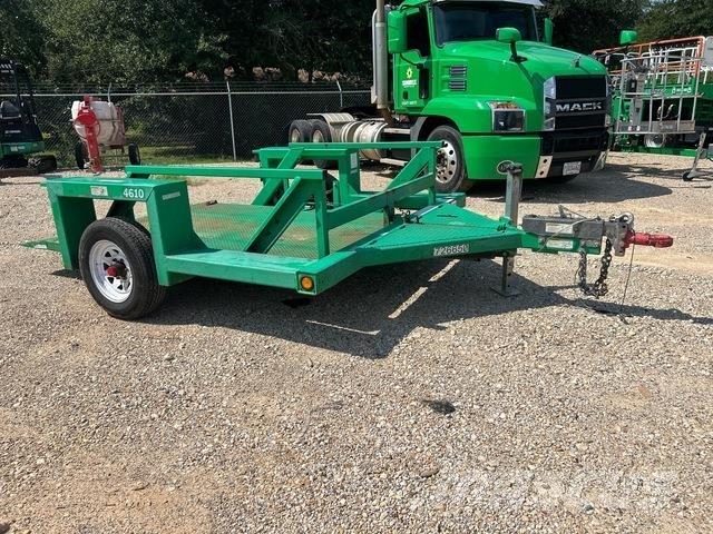 JLG 4610 Lowboy trailer