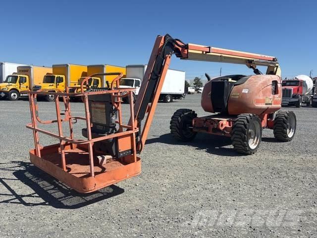 JLG 600AJN Articulated boom lifts