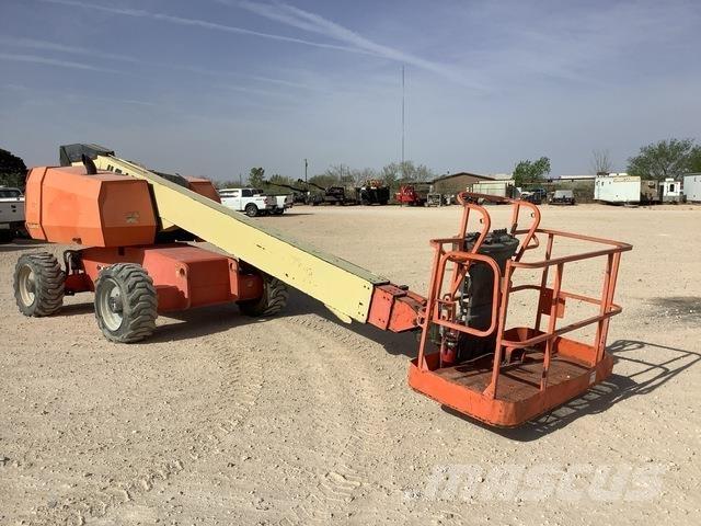 JLG 600S Telescopic boom lifts