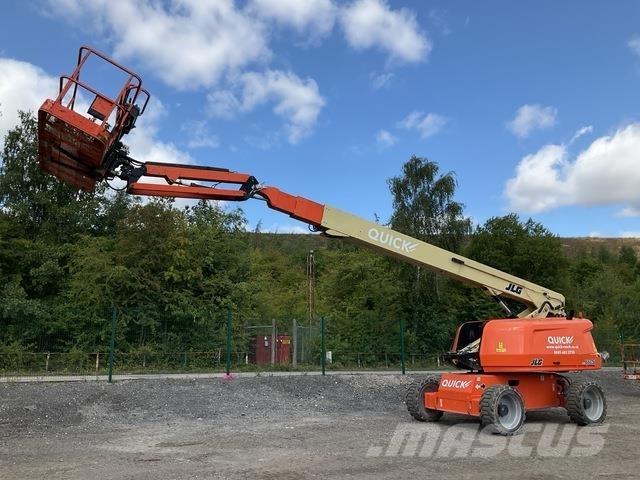 JLG 660SJ Telescopic boom lifts