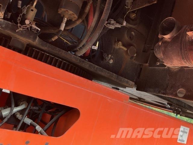 JLG 660SJ Telescopic boom lifts