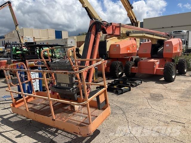 JLG 660SJ Telescopic boom lifts