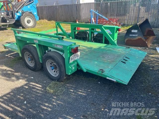 JLG 7612 Lowboy trailer
