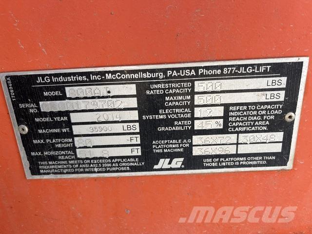 JLG 800 AJ Articulated boom lifts