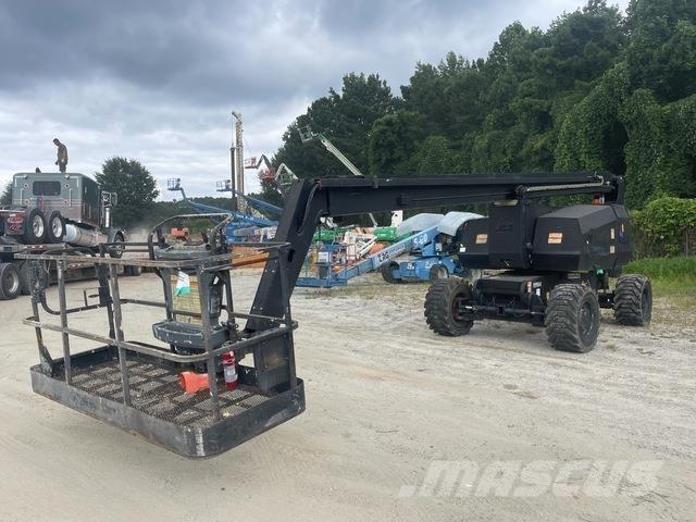 JLG 800A Articulated boom lifts