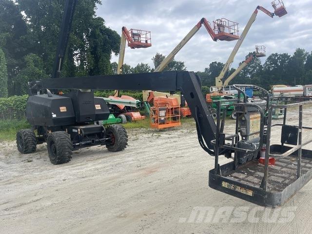 JLG 800A Articulated boom lifts