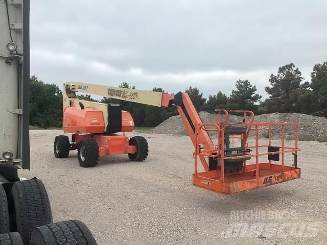 JLG 800AJ Articulated boom lifts