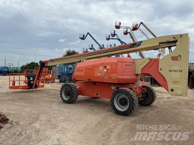 JLG 800AJ Articulated boom lifts