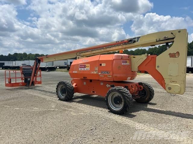 JLG 800AJ Articulated boom lifts