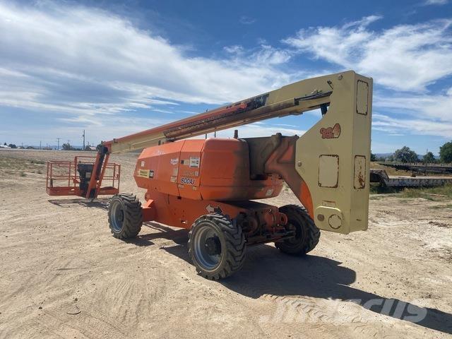 JLG 800AJ Articulated boom lifts