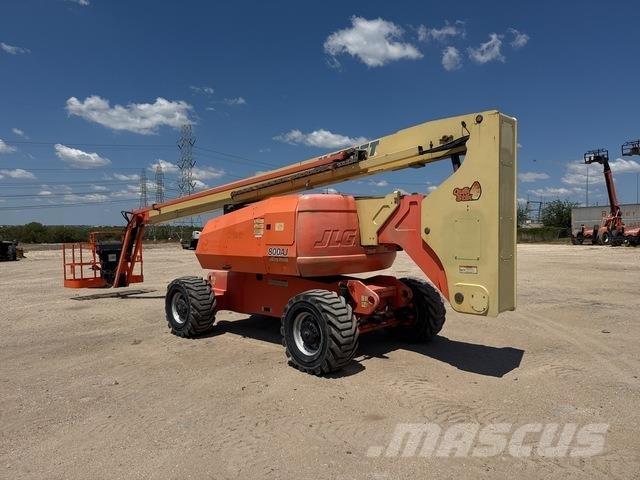JLG 800AJ Articulated boom lifts
