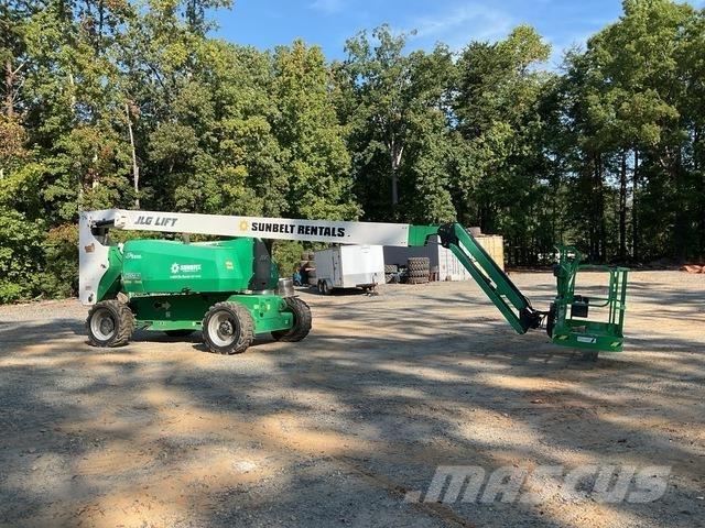 JLG 800AJ Articulated boom lifts