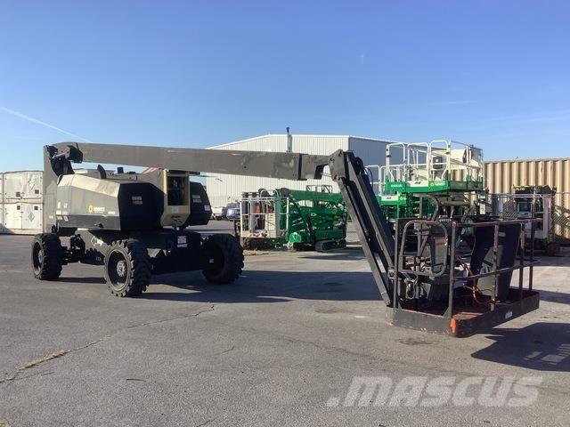 JLG 800AJ Articulated boom lifts
