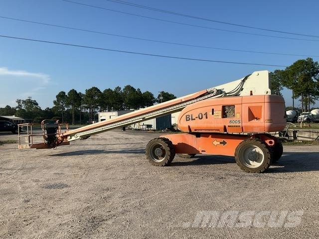 JLG 800S Telescopic boom lifts