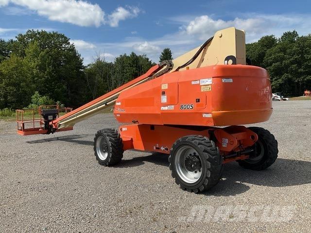 JLG 800S Telescopic boom lifts