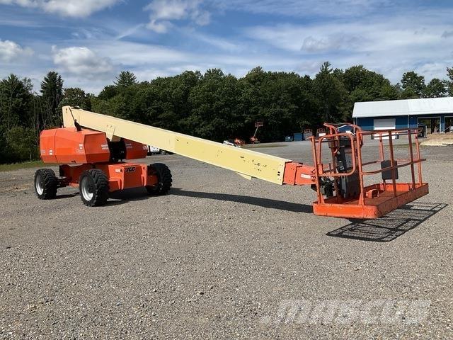 JLG 800S Telescopic boom lifts