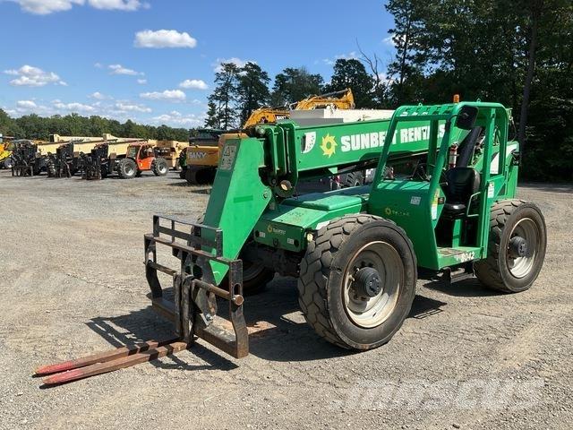 JLG 8042 Telescopic Handlers