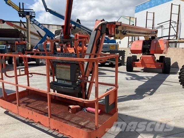 JLG 860SJ Telescopic boom lifts