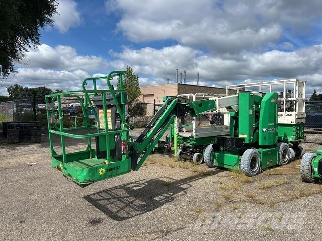 JLG E300 AJP Articulated boom lifts